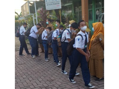 PENYAMBUTAN SISWA
