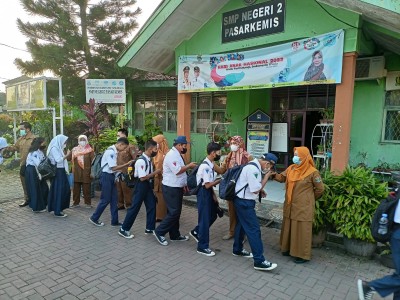 PENYAMBUTAN SISWA